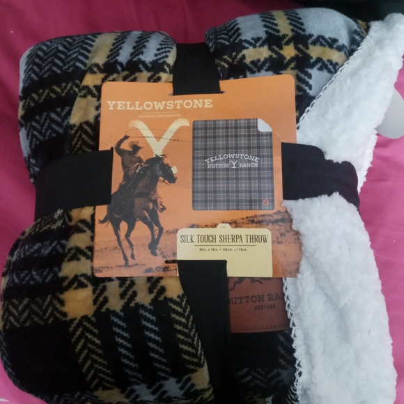 Yellowstone throw - Picture 1 of 5